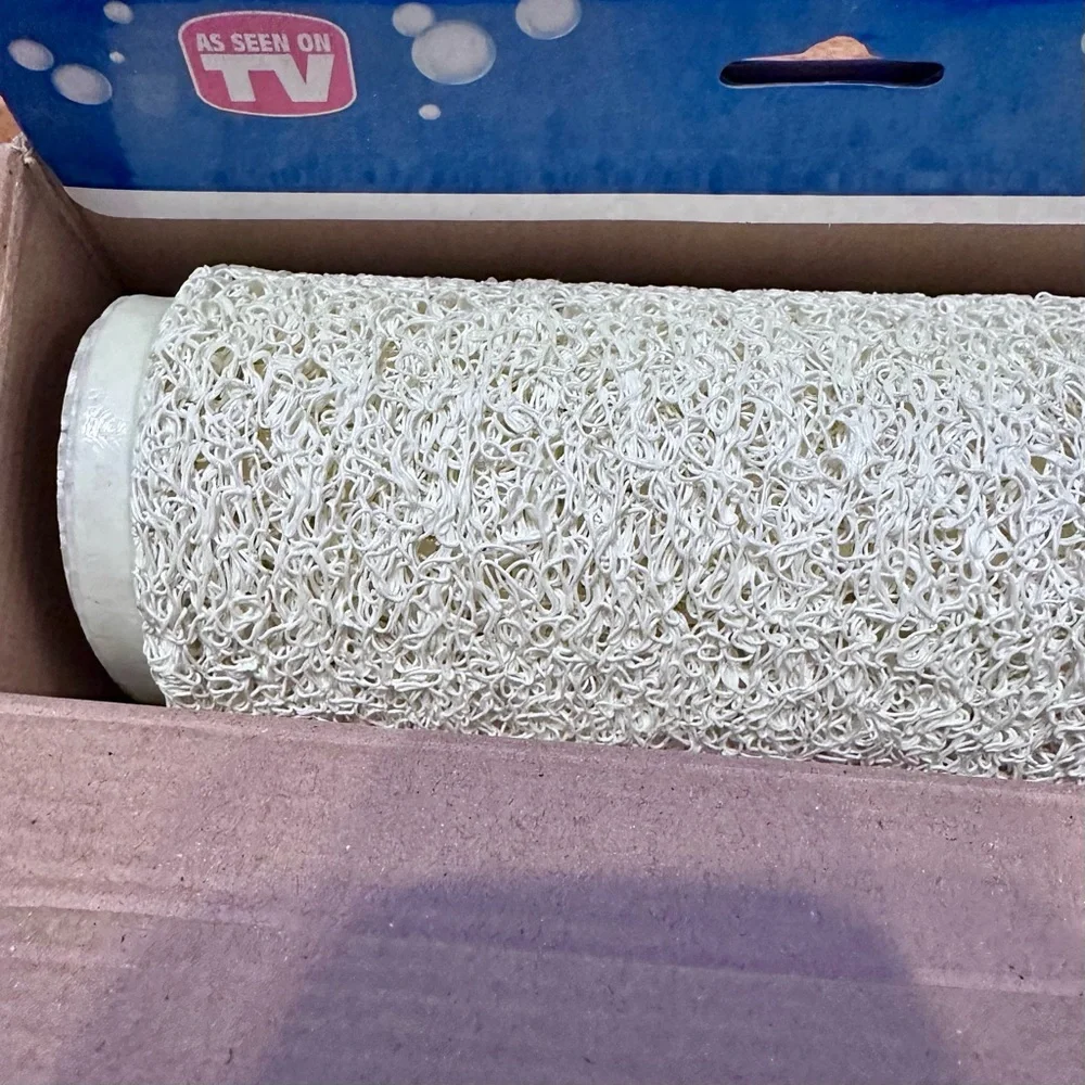 Aqua Rug Carpet for Your Shower - New White - Size: 29.5” x 17.25”